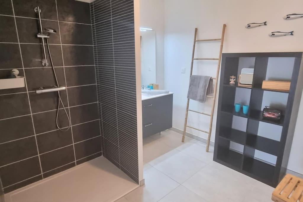 Appartement Le Segreto Deco Sur Les Quais 2 Parkings Prives Neuf à Sète Extérieur photo