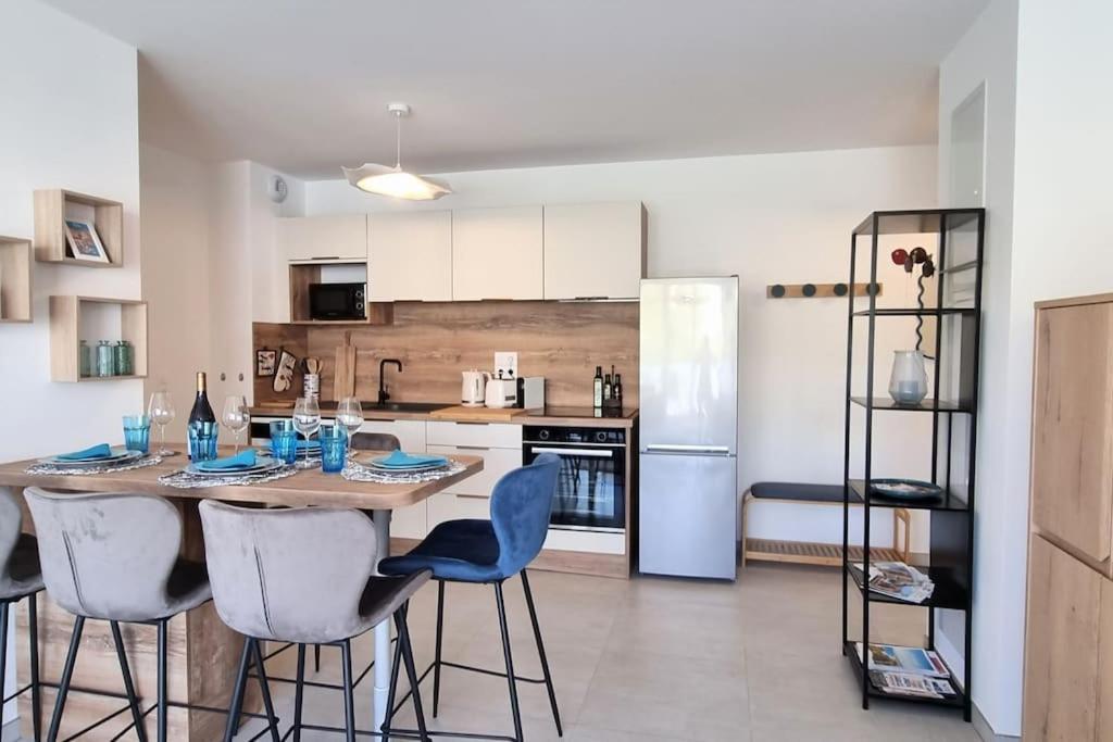 Appartement Le Segreto Deco Sur Les Quais 2 Parkings Prives Neuf à Sète Extérieur photo